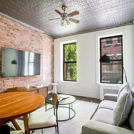 Amazing 2Bedroom 1Bath Apartment On Barrow Street